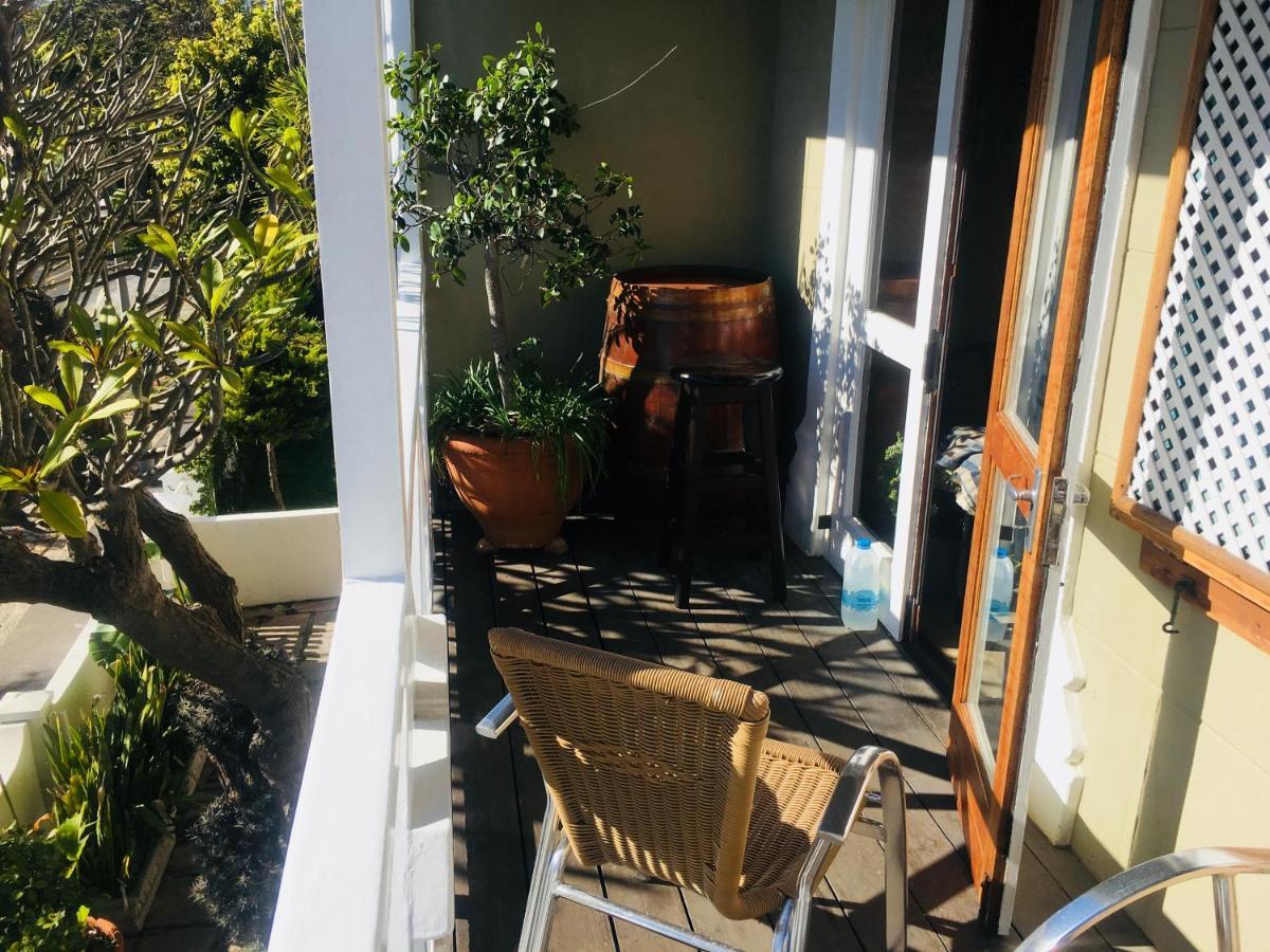 Gordons Guesthouse Fokváros Kültér fotó