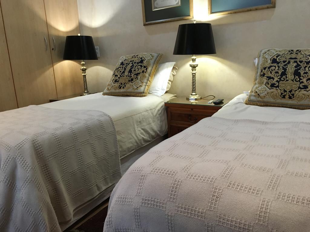 Gordons Guesthouse Fokváros Kültér fotó