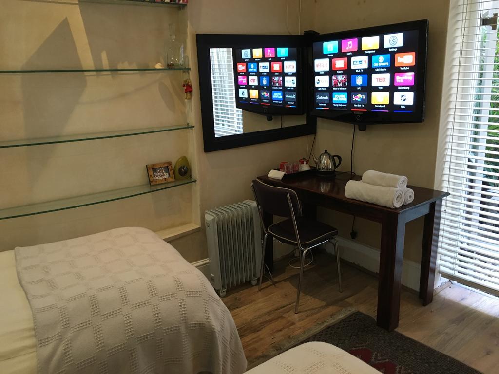 Gordons Guesthouse Fokváros Kültér fotó